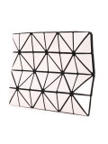 Lucent clutch