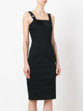 sleeveless dress