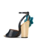 'Magic Rumpled' sandals