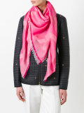 printed scarf 