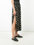 Rumber skirt