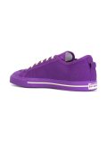 lateral logo sneakers