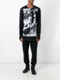 front print sweatshirt