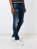 'Cool Guy'牛仔裤