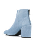 Bacari boots 