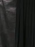 pleated detailing skirt