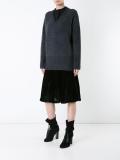'Boiled V-neck'毛衣