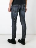 'Skater'牛仔裤