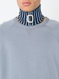 zipped detachable collar