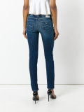 slim fit jeans