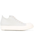 lace up trainers 
