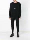 round neck sweatshirt