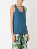 scoop neck tank top