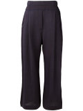 loose fit trousers