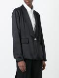 deep neck boxy blazer
