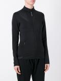 'Run Performance Mid-layer'运动上衣