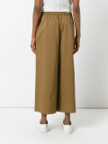 wide leg trousers