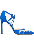 sheer detailing pumps