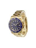 'Submariner' analog watch