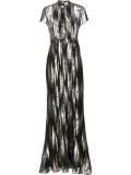 shortsleeved gown 