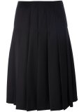 pleated skirt 