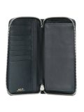 zipped wallet