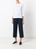 three-quarters sleeve T-shirt