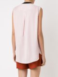 sleeveless shirt