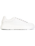 lace up trainers 
