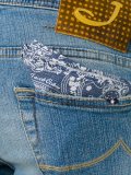 stonewashed jeans