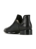 'Bailey V' boots