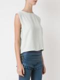 sleeveless top