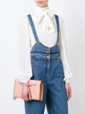 'Rockstud'手拿包