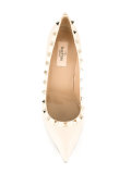 Valentino Garavani Rockstud pumps