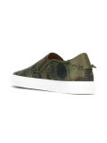 slip on skate shoes