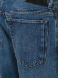regular jeans