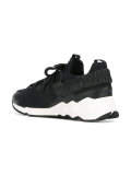 lace up trainers 