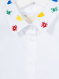 embroidered collar sleeveless shirt