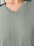 V neck knit blouse