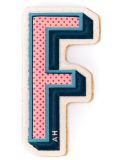 'F'贴纸