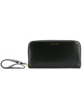 zip around wallet