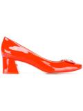Gigi pumps