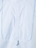 sleeveless shirt