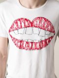 'Kiss'印花T恤