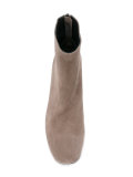 Bacari boots