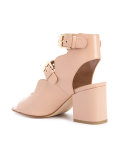 Noe sandals