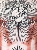 'Safe Sex'叠层T恤