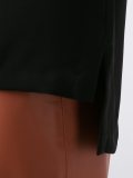 sleeveless blouse