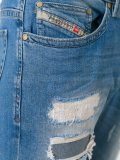 'Thavar'牛仔裤