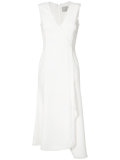 long sleeveless dress 